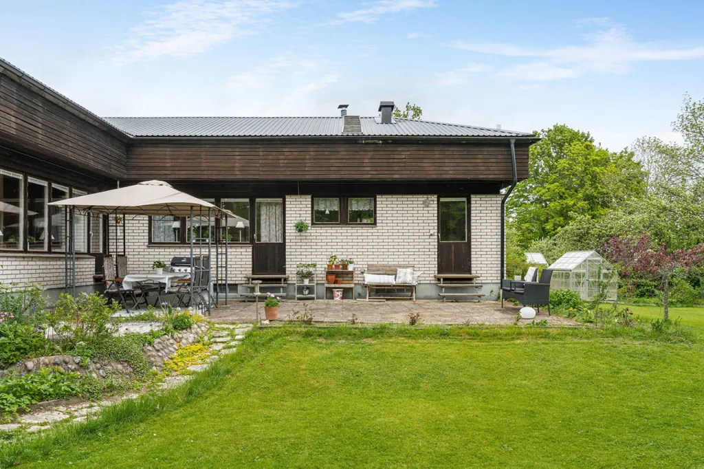 Maison 6 pièces à Örebro kommun