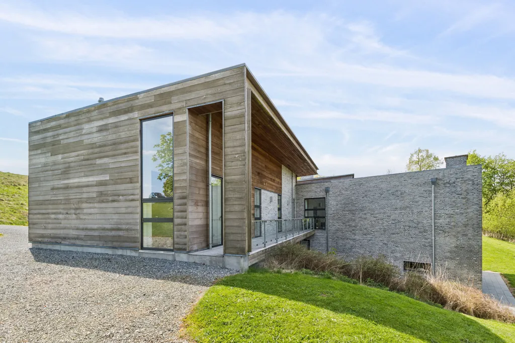 Extérieur - Modern House with Stringent Architecture in Stouby