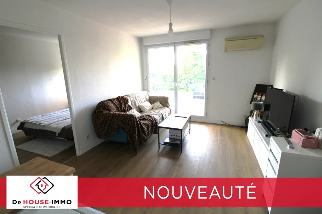 Séjour - Appartement Rénové avec Terrasse et Piscine à Cugnaux