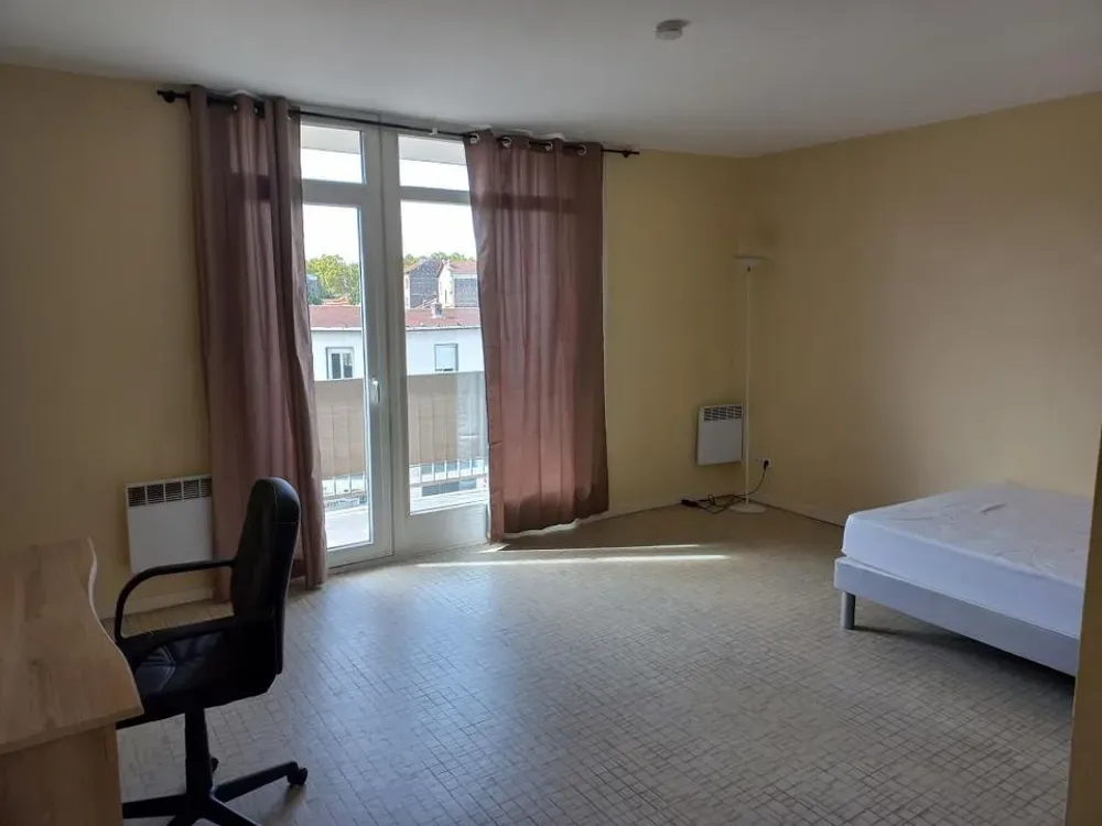 Magamistoad - Meubled Studio in Villeurbanne