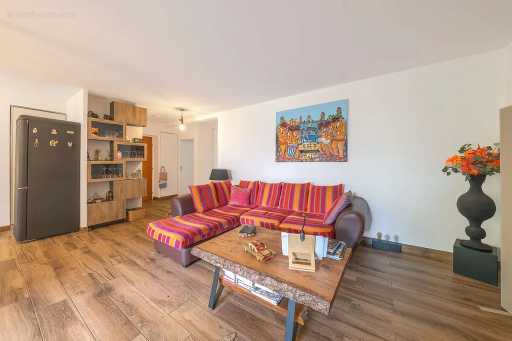 Séjour - Appartement T5 avec Balcon-terrasse à la Toison d'Or