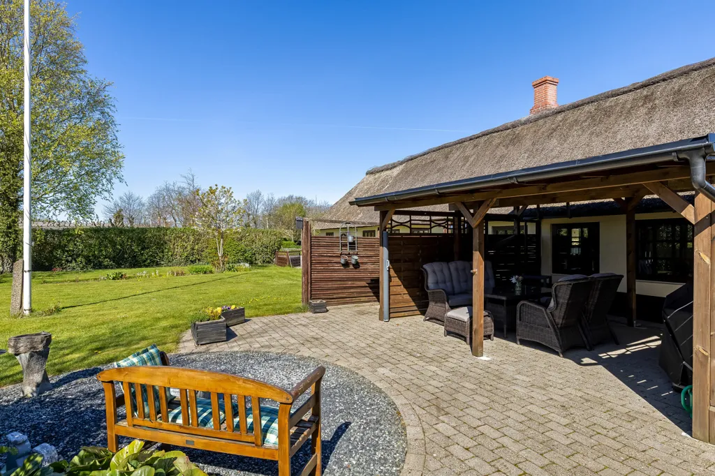 Terrasse - Villa with Central Location in Skærbæk