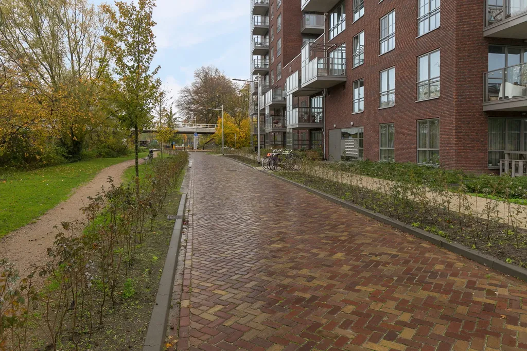 Exterior - Waterfront Apartment with Balcony in Tilburg