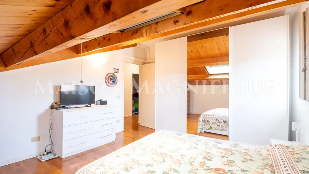 Magamistoad - Modernised Apartment with Monument View in Comacchio