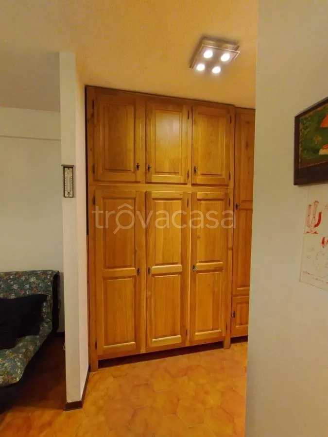Chambres - Rear-Facing Apartment with Balcony in Valcasotto