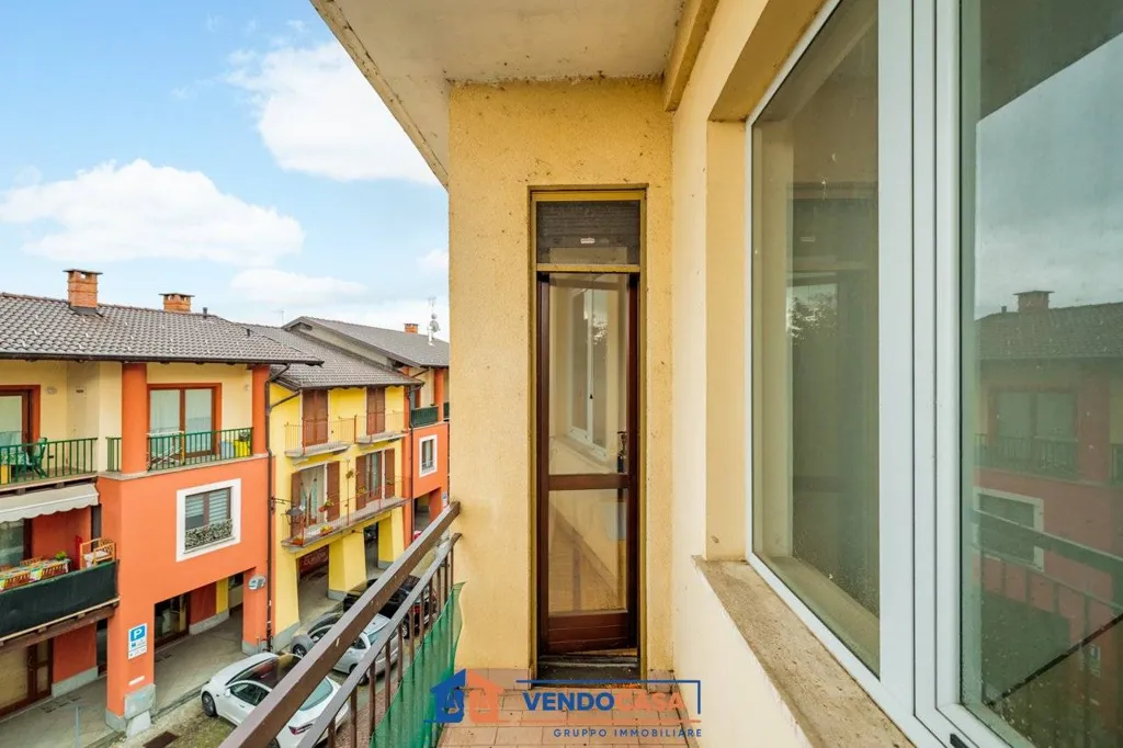 Rõdu - Apartment with Balcony in Beinette Centre