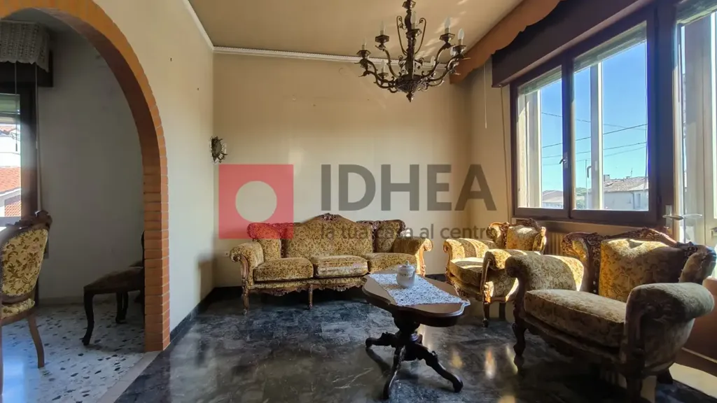 Living Room - Detached House with Garden in Silea