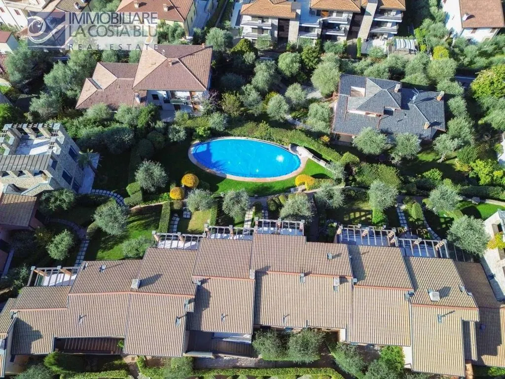 Vista aerea - Luxury Apartment with Pool in Torri del Benaco