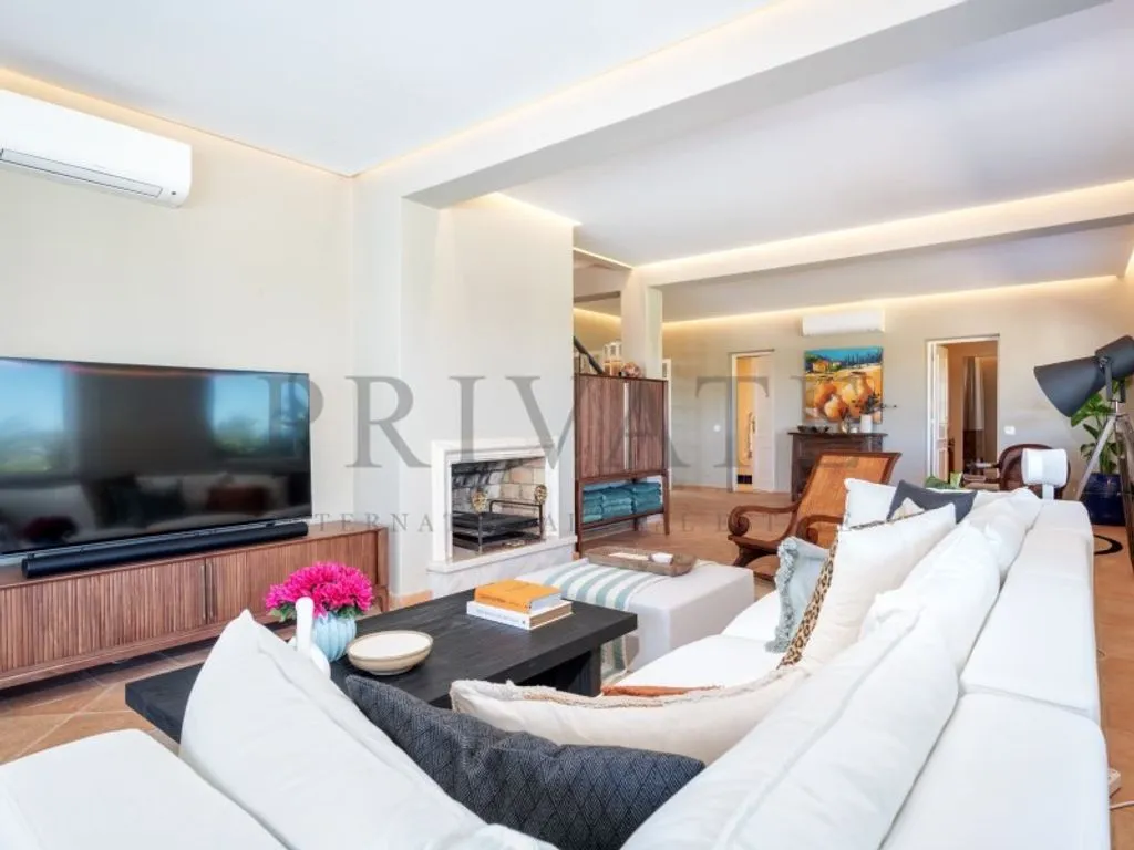 Elutuba - Luxury Villa with Pool in Vale do Lobo, Algarve