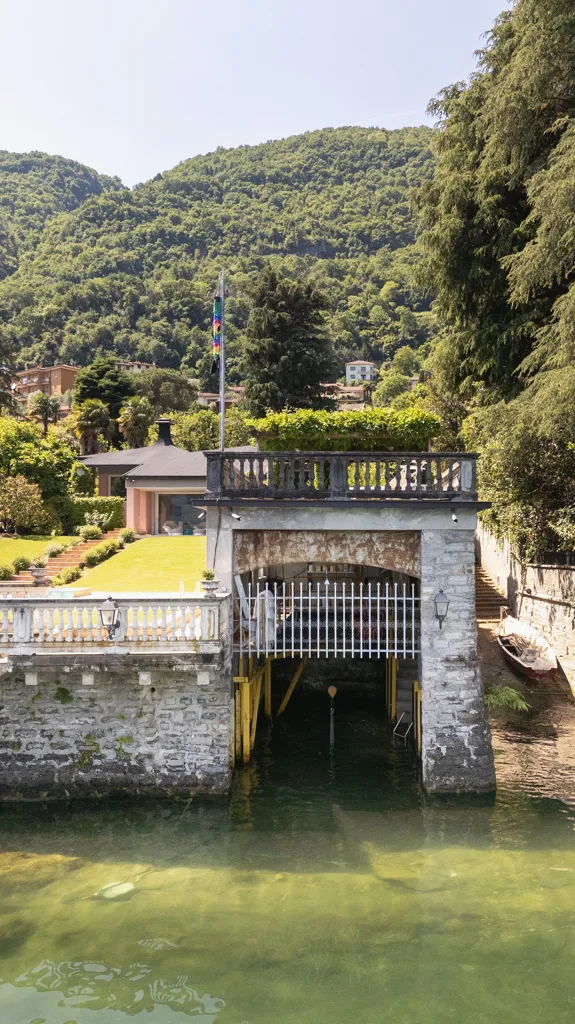 Extérieur - Lakefront Villa with Modern Design in Limonta