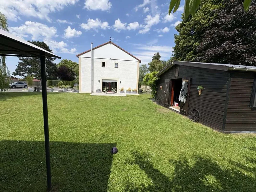 Giardino - Spacious 5-Bedroom House near Cambrai