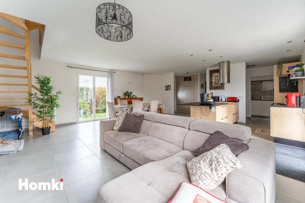 Living Room - Family House with Pool in Montussan