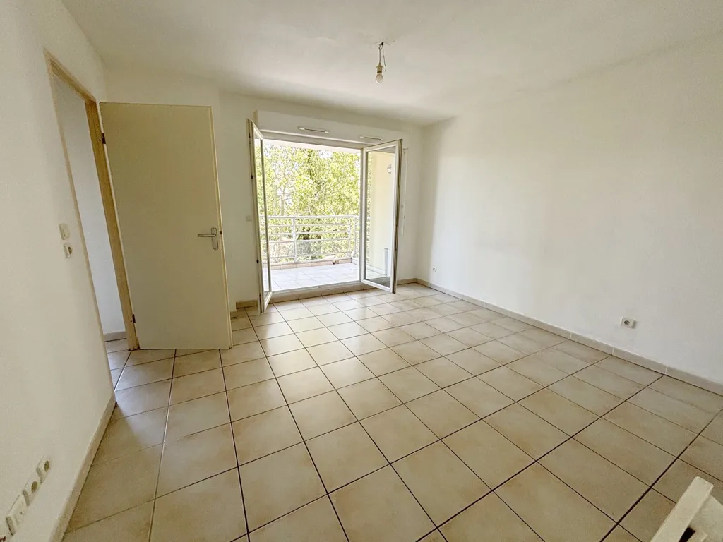 Pièces - Studio avec Balcon à La Seyne-sur-Mer
