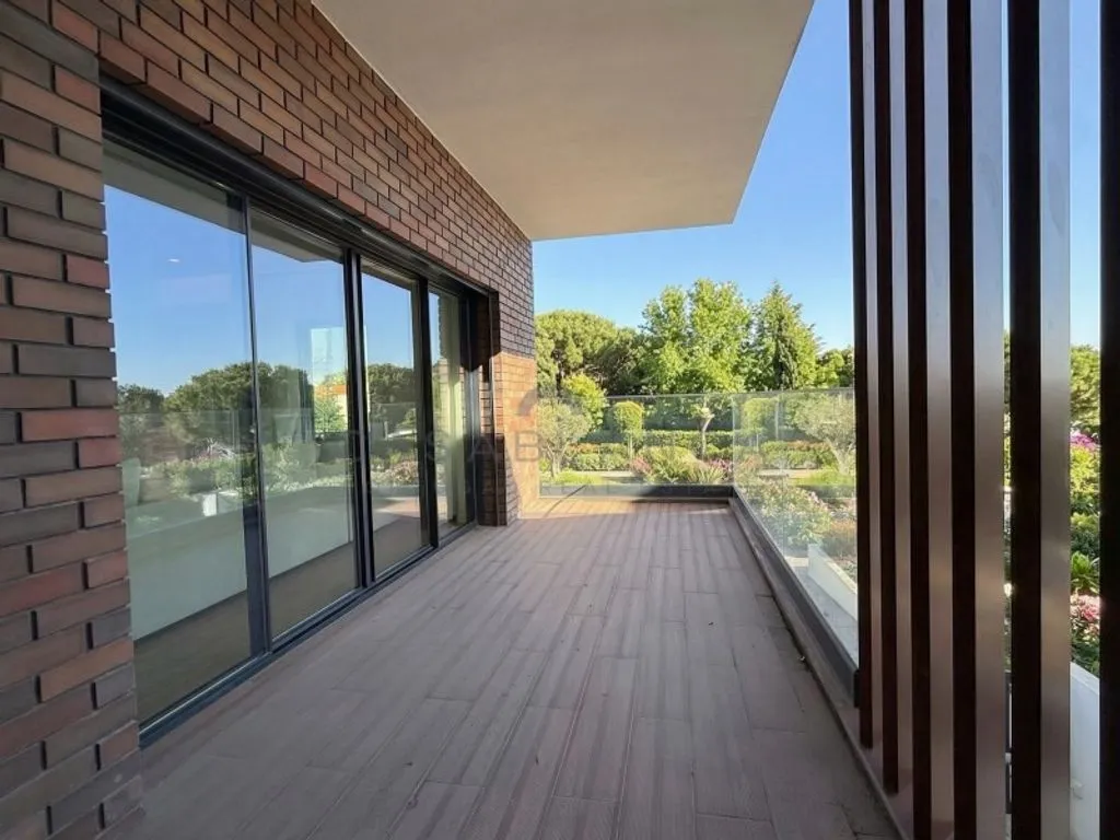 Rõdu - Luxury 2-Bedroom Apartment in Cascais Centre