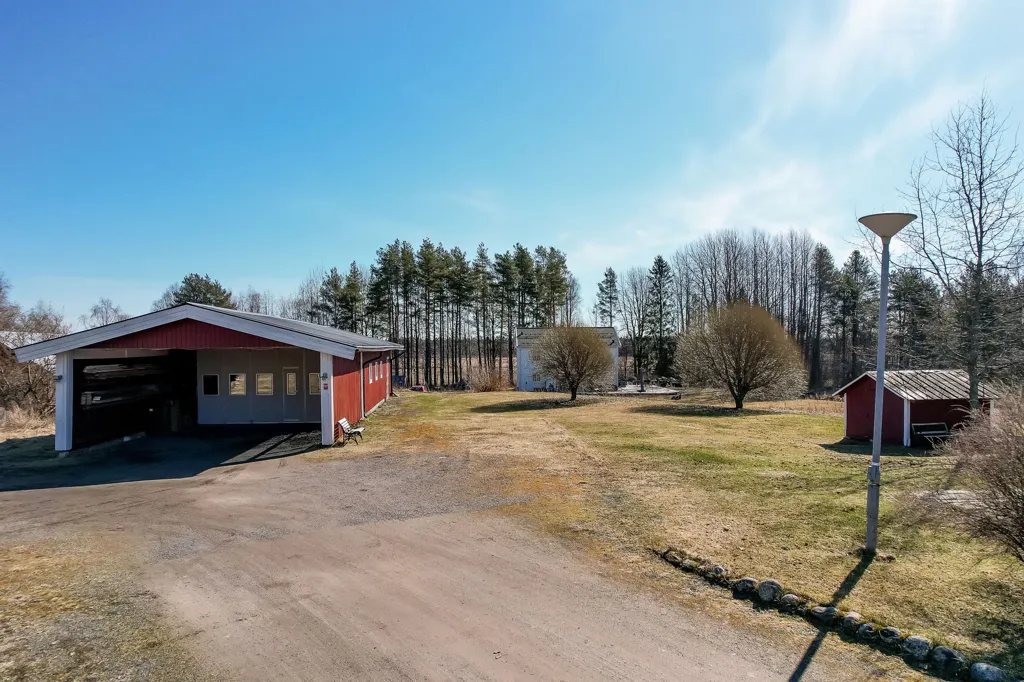 Esterno - Renovated Villa with Workshop in Degernäs