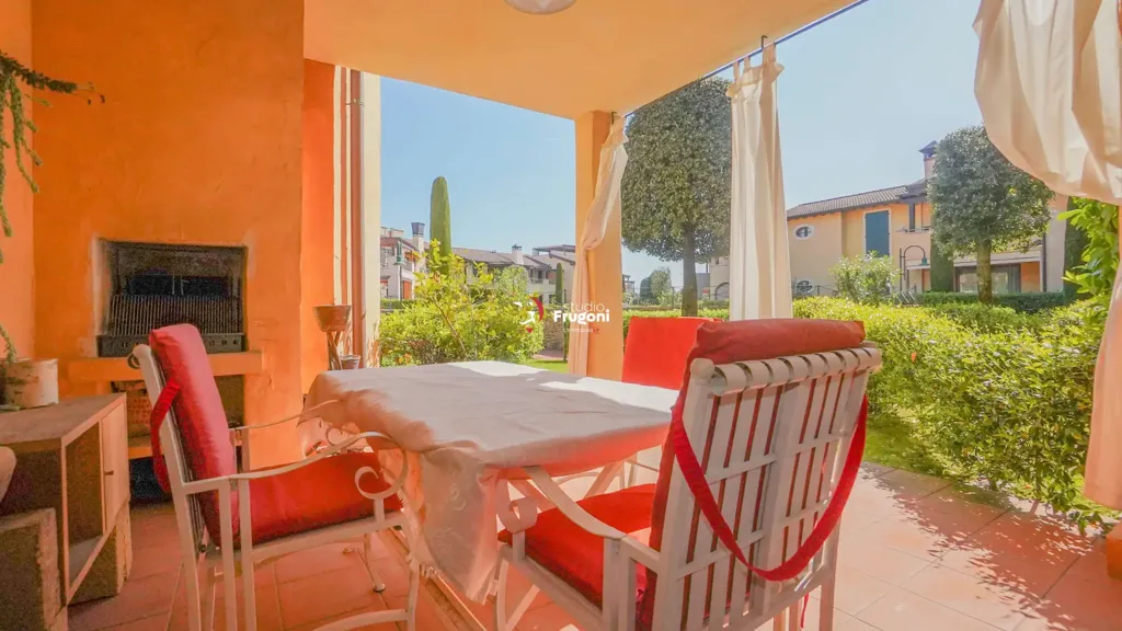 Terrass - Bilocale with Pool in Manerba del Garda