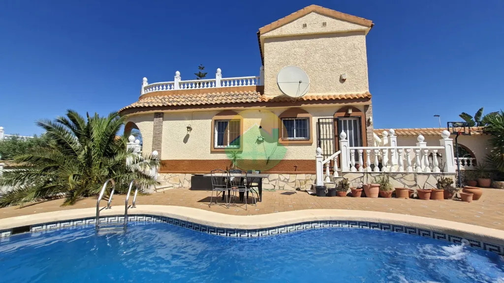Bassein - House with Pool and Golf Views in Camposol