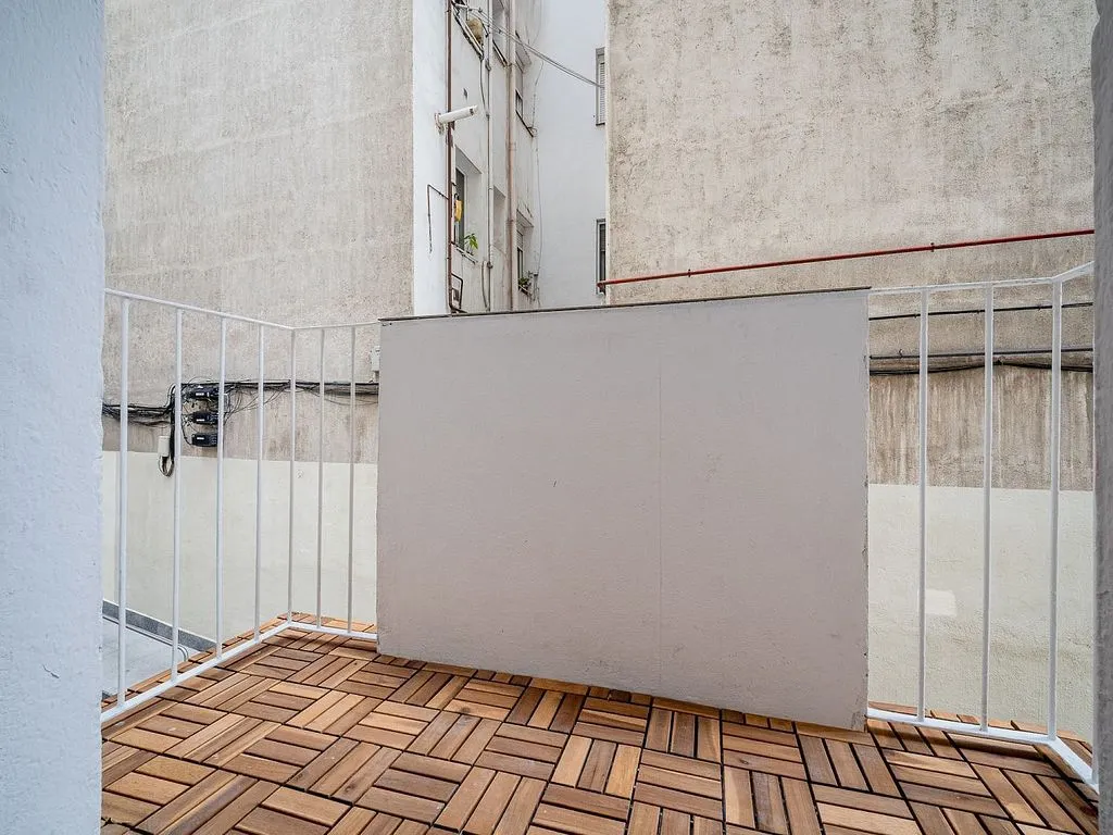 Rõdu - 3-Bedroom Flat with Terrace in Retiro
