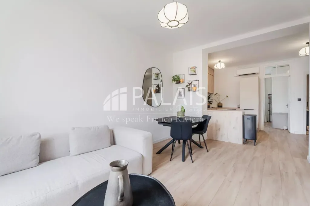 Séjour - Appartement 3 Pièces en Centre-ville de Nice