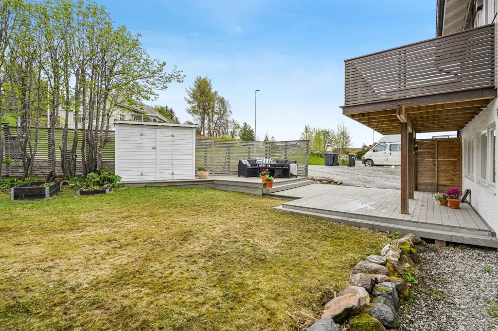 Aed - Flat with Large Terrace in Central Tromsøya