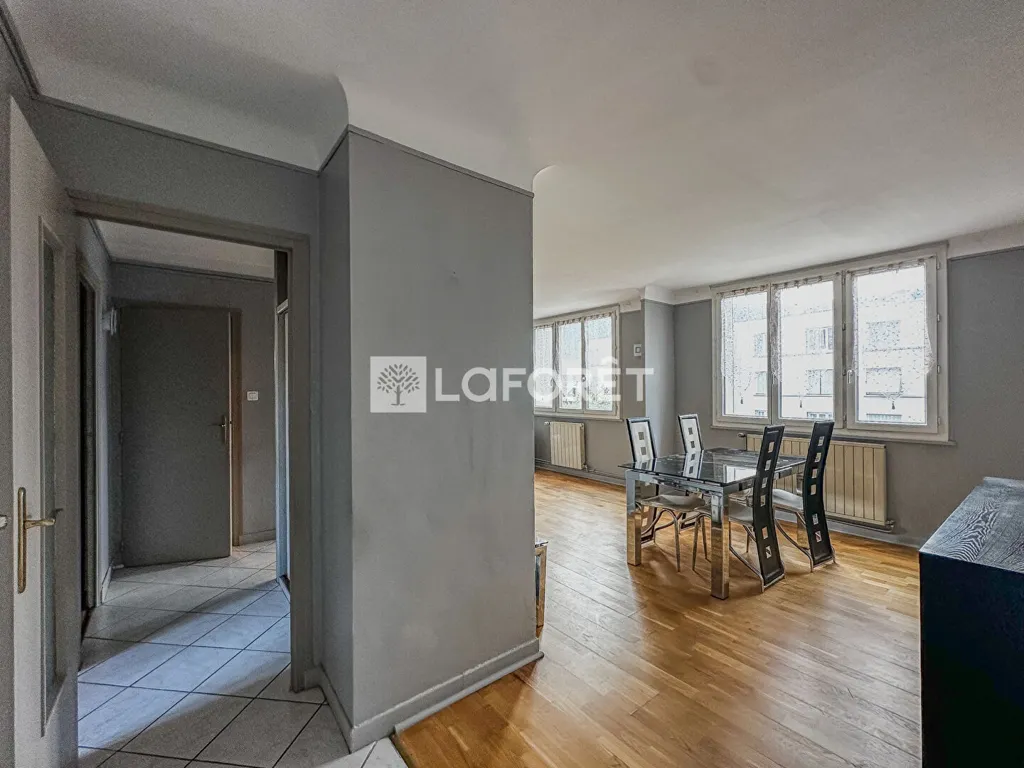 Salle à manger - Appartement Traversant avec Balcon à Grenoble