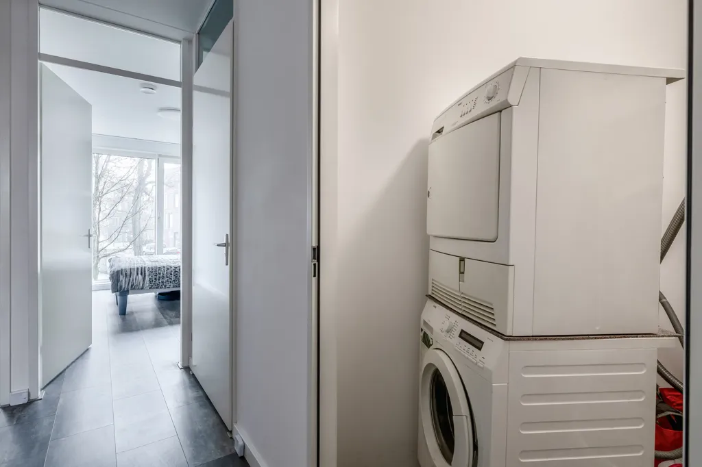 Lavanderia - Modern Flat with Balcony and Rooftop in Delfshaven