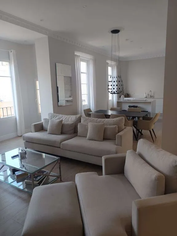 Elutuba - Luxury Apartment with Cathedral Views in Málaga