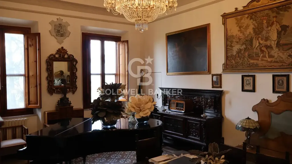 Elutuba - Historic Villa with Garden in Filottrano