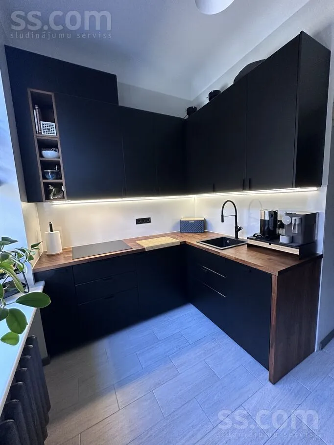 Köök - Spacious Apartment with Balcony in Riga Centre
