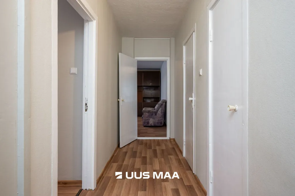 Esik - Renovated Apartment with Balcony in Ahja Centre