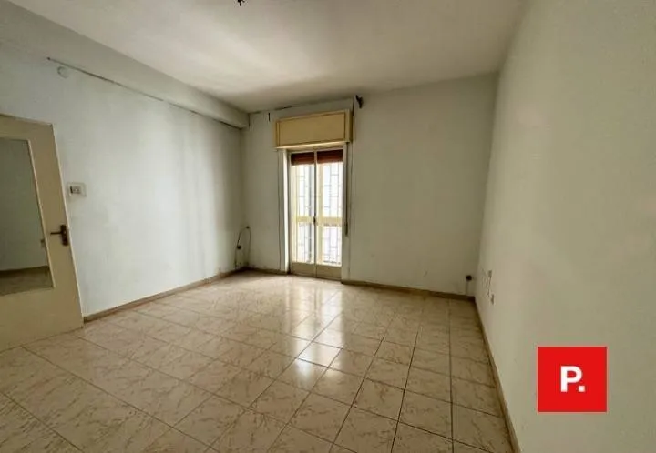 Pièces - Apartment for Renovation in Caserta Centre