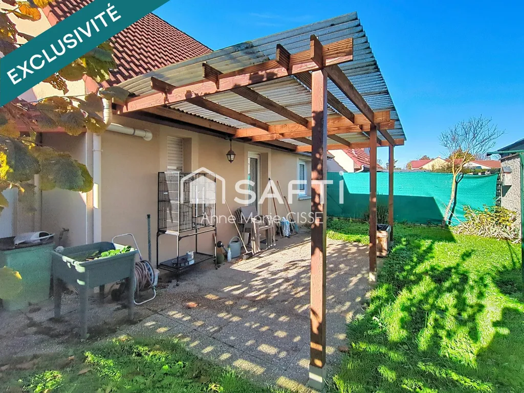 Jardin - Maison 4 Pièces avec Terrasse à Augny