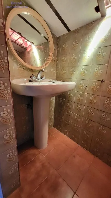 Bathrooms - Attic Flat with Terrace in Logroño's Old Town