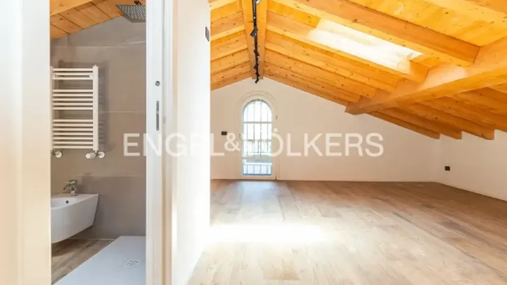 Pièces - New Villa with Terraced View in Frascati
