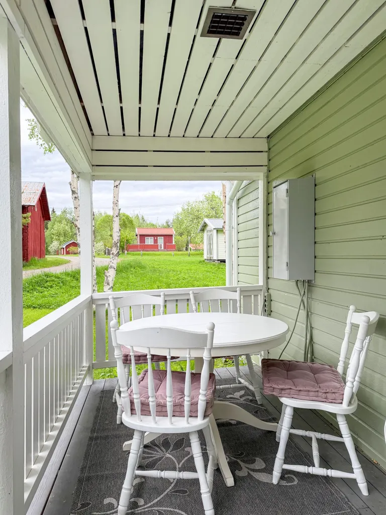 Terrasse - Strand-adjacent Farmstead with Three Cottages in Västerbotten