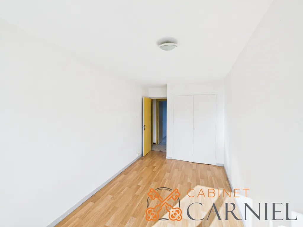 Rooms - Apartment with Balcony in Marmande