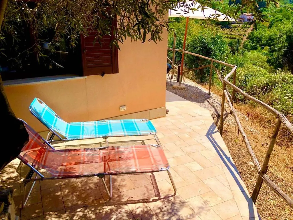 Terrass - Agriturismo with Pool in Cefalù