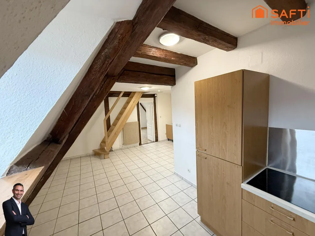 Cuisine - Appartement Duplex avec Poutres au Centre de Dambach-la-Ville