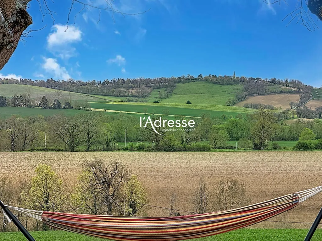 Aed - Renovated House with Views in Juilles