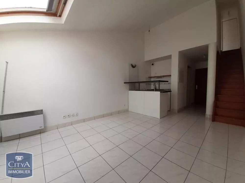 Toad - Duplex Apartment with Quai de Versailles View in Nantes