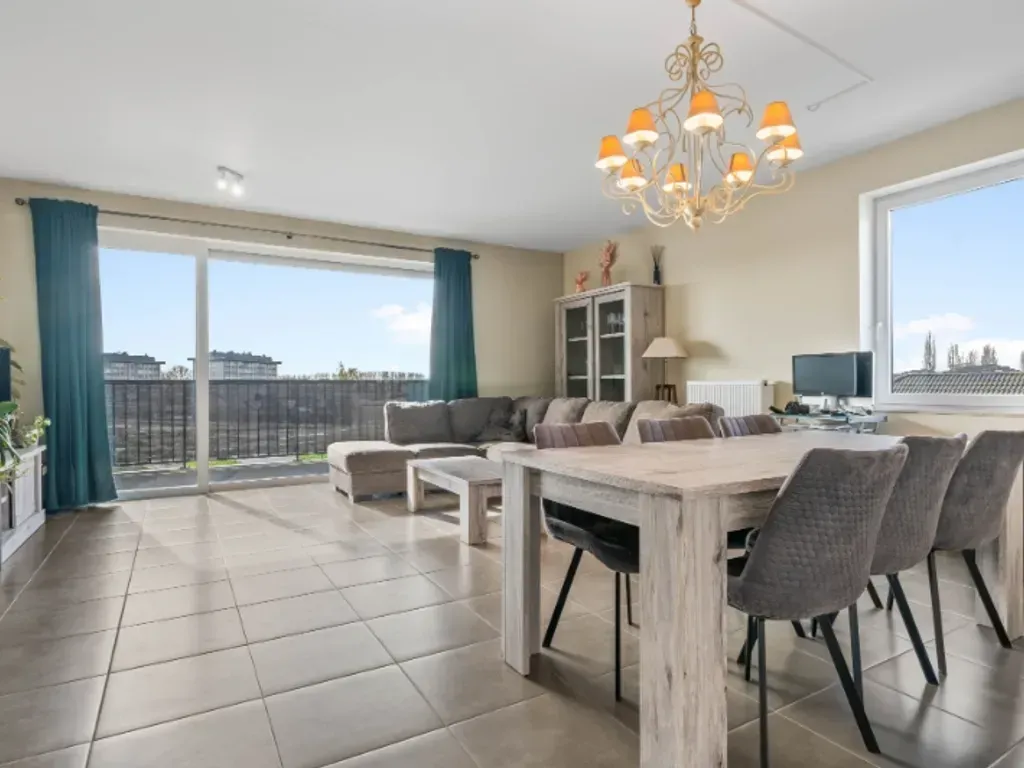 Salle à manger - Appartement Récemment Construit avec Grand Terrasse à Aalst