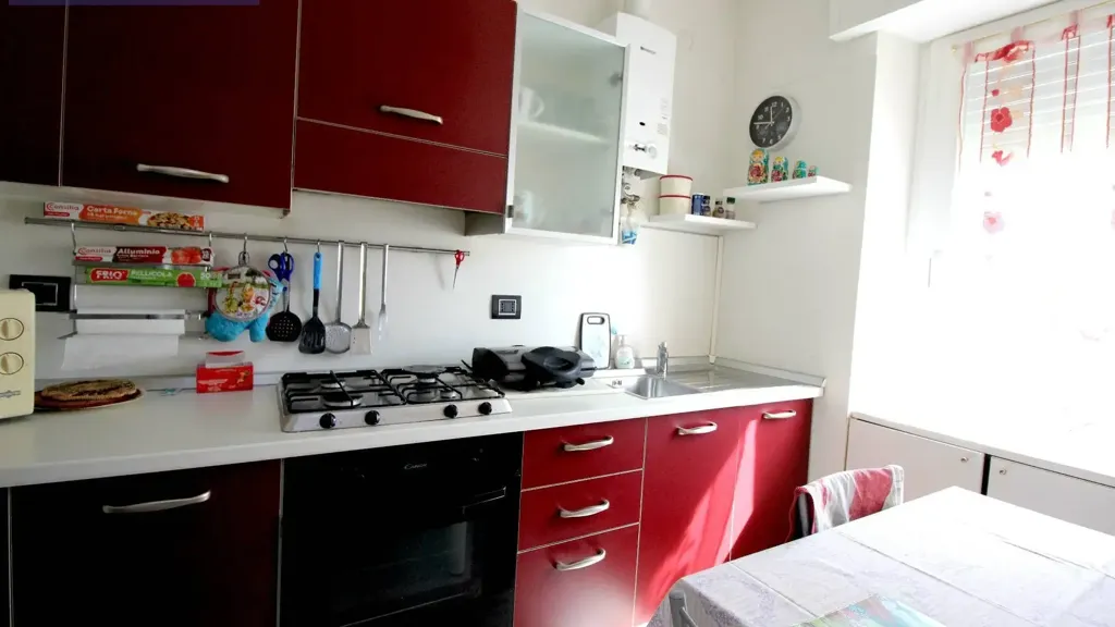 Cuisine - Rear-Facing Apartment with Garage in Bressana Bottarone