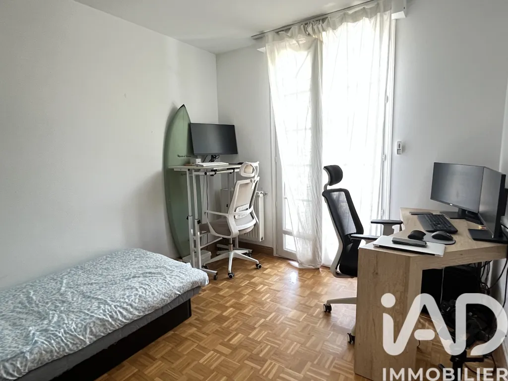 Bedrooms - Ground Floor House with Veranda in Bouguenais