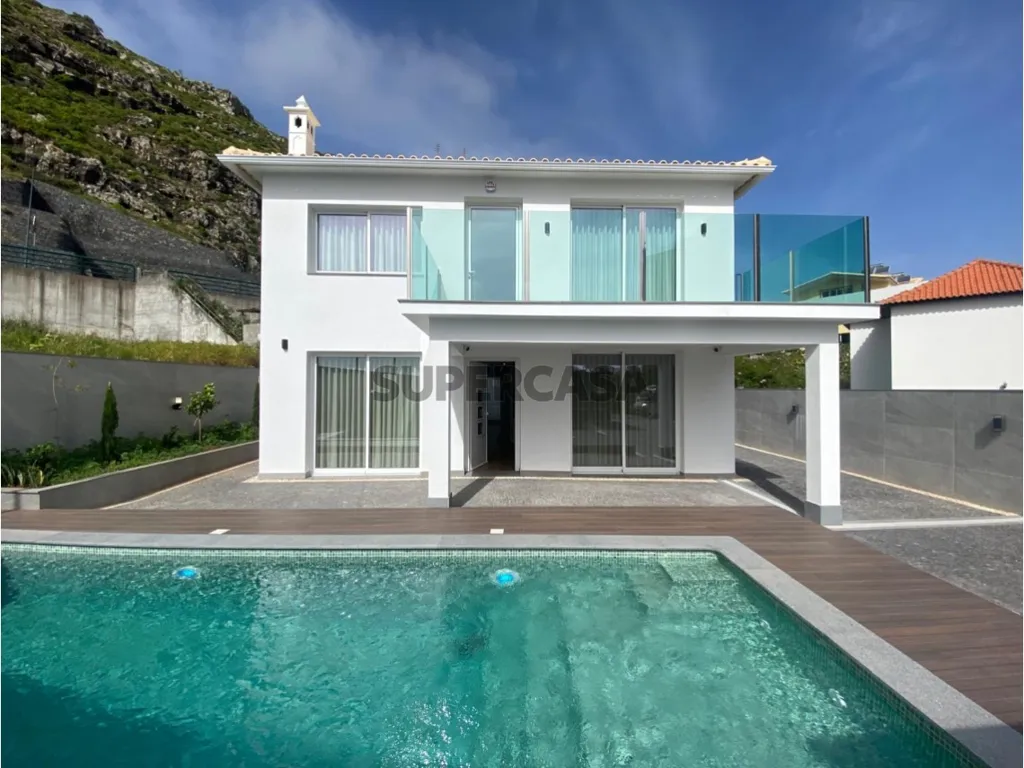 Piscine - Renovated Villa with Pool in Machico Centre