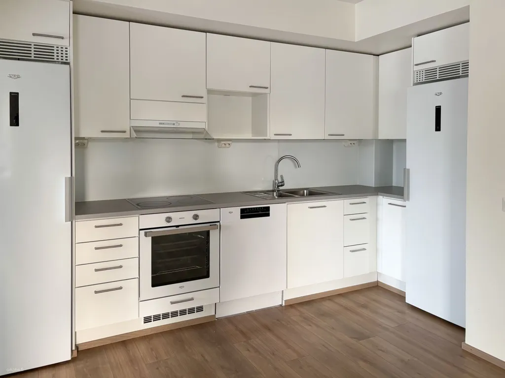 Köök - Modern Flat with Balcony in Lippajärvi, Espoo