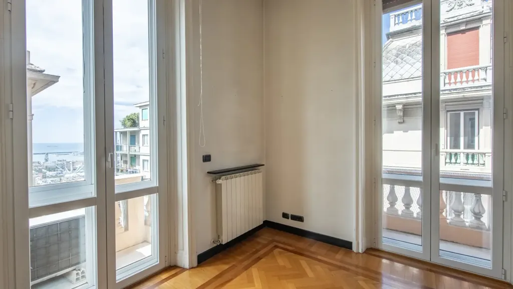 Elutuba - Period Apartment with Balcony in Genoa