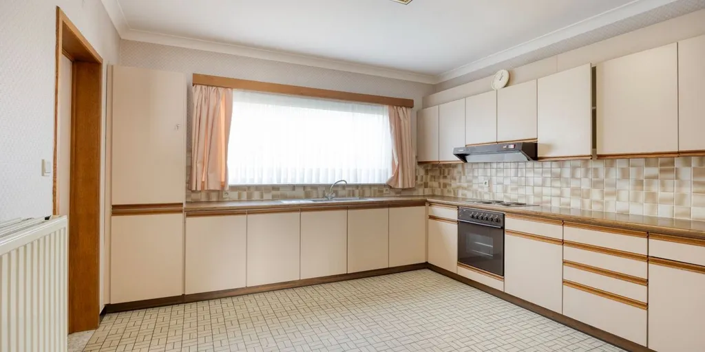 Cuisine - Maison à Rénover avec Garage à Hoepertingen