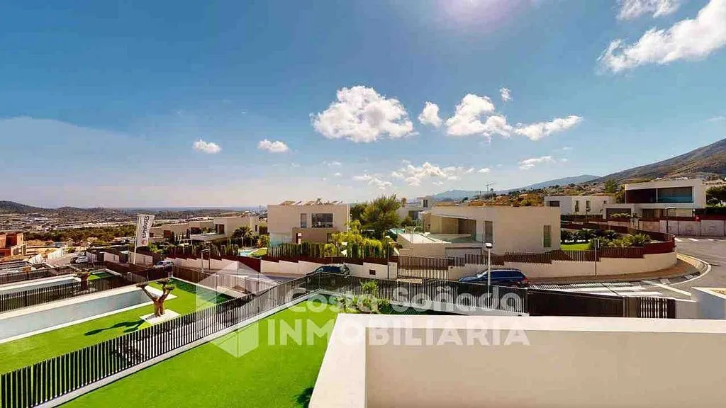 Piscine - Chalet with Pool and Terrace in Cala de Finestrat