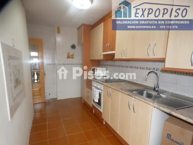 Cuisine - Reform Apartment with Balcony in Zaragoza Centre