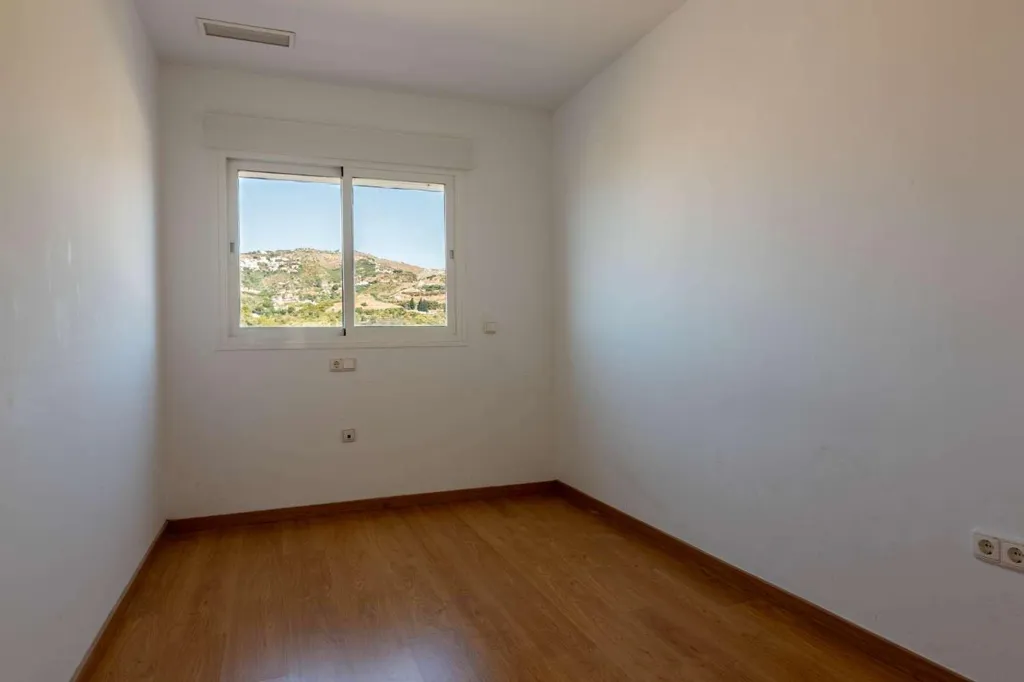 Pièces - Penthouse with Terrace in Salobreña Centro